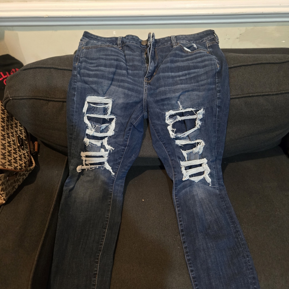 American Eagle Outfitters Ripped Blue Skinny Jeans (CLOSING CLOSET)